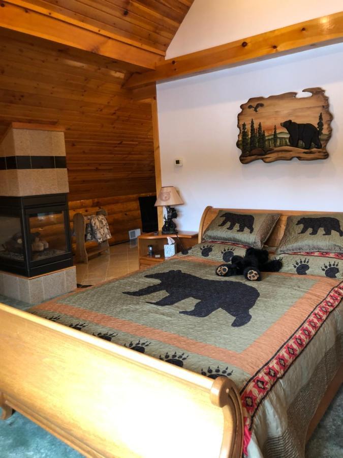 Black River Crossing Bed & Breakfast Bessemer Exterior photo
